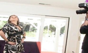 Claudia Valentine Gets Black Dick In Her Milf Pussy