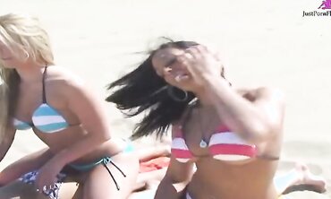 Rachel Starr and Friend Eat Each Other Out