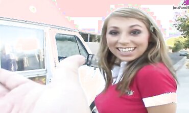 Allyssa Hall Bangs Her Mouth With Ice Cream Before Sex