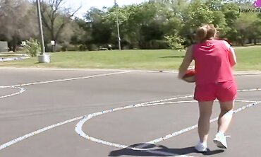 Cassidy Essence Fucks Her Coach After Her Hoop Lesson