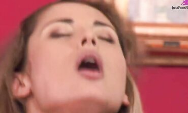 Regina Ice Takes It Right Up Her Raw Butt Hole