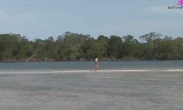 Brazilian Barbie Banks Gets DP'd In The Water