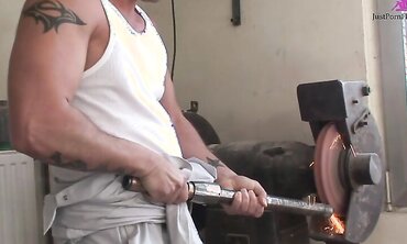 Regina Ice Has Her Anus Serviced By Her Big Dicked Mechanic!