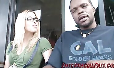 Blonde Bombshell Lindsay Meadows Gets Fucked By A Dark Hunk