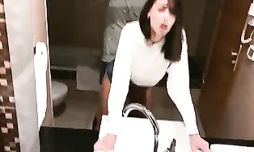 Jessica Jaymes Takes a Bathroom Break