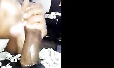 Black Woman Gives a Deepthroat Oral Job