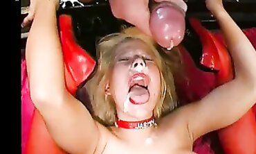 Curvy Babes Enjoy a Wild Three-Way Ass Session