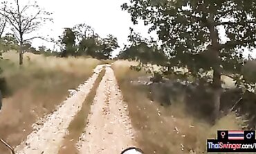 Amateur Asian Teen Gets Outdoor Blowjob And Hardcore Fuck