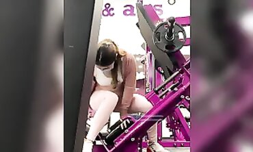 Adorable Brunette in Tight Pink Gym Leggings