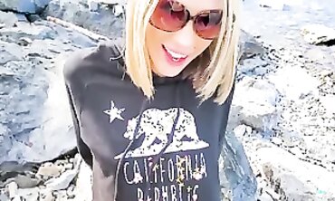 Sky Pierce en Vacances sur la Plage
