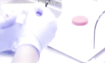 Sinful Seduction: Amber Jayne and Kira Queen