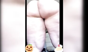 P.Cakez 7: Sensual BBW Striptease