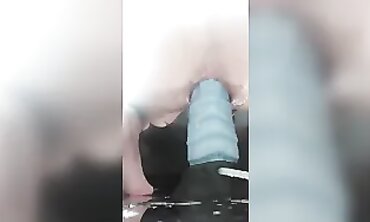 Bad Dragon ディルドでアナニー＆グリセリン浣腸ローション中出し
