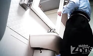 Amateur Pissing91
