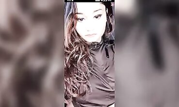 XXL Indian Bae Dances With Thick Slit
