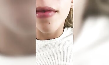 EllieeLouu and Her Bestie Squirt in a Wild Threesome