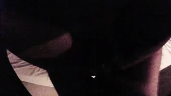 Me Cogi a la Mamá de Mi Novia: Encuentro Casero con Milf Latina