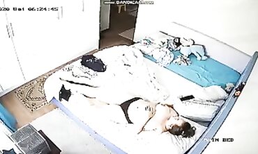Powerful milfs reach intense climax