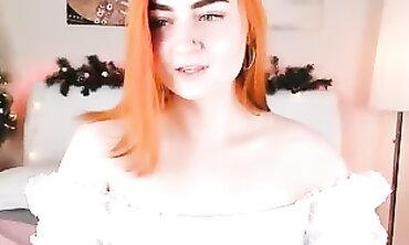 Lovely Redhead Webcam Slut Gives Deep Throat Blowjob