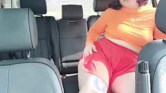 Duvy Inzunza Masturbates in a Car