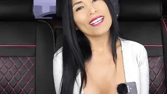 POV Latina MILF Shows Off Big Tits in Fake Taxi