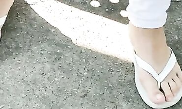Candid Teen Feet: Milky's Soles in Roll-Up Flip Flops