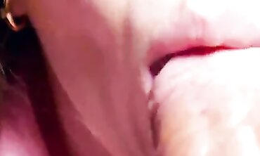 Russian Amateur Closeup Blowjob With Swallow And Cumshot