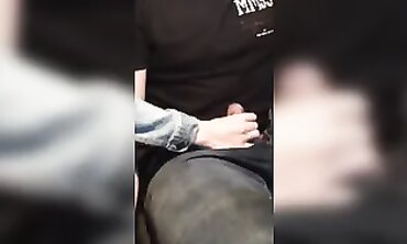 LilithGzy Gives Uber Driver Mind-Blowing Blowjob