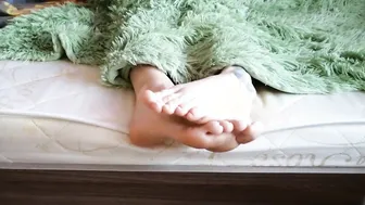 Honey Plays with Banana and Gets Sticky