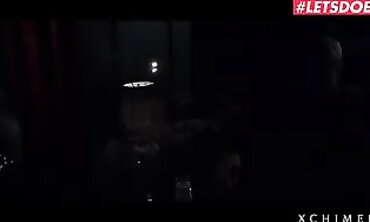 Princess Leia's Space Odyssey - Big Booty Babe Fucks Her Way Through The Galaxy