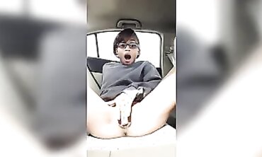 Bitty Boom Masturbates in a Parking Lot