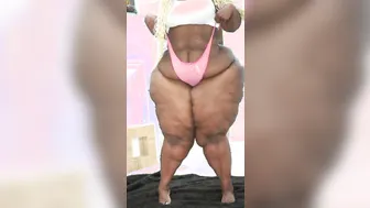 Mega Chocolate Pear Ass