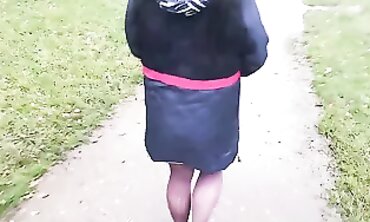 barely legal MILF Sensual Blowjob Outside - Older Mom Swallows Huge Black Dick In Public