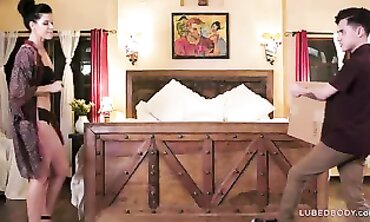 India Summer Gets a Hardcore Massage and Blowjob from Juan