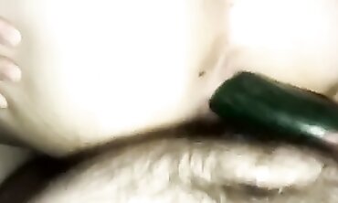 Doble Penetración: Verga y Pepino con Midoryhorny