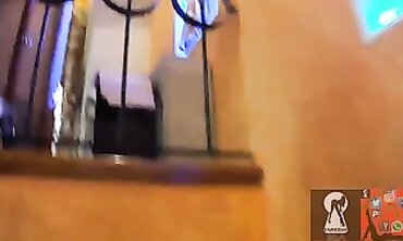 Detrás de Escena: Suite Favorita de una Milf Latina
