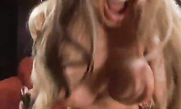 Christmas Special! Hot Blonde Babe Gives A Sensual Massage And Rides Her Santa's Dick