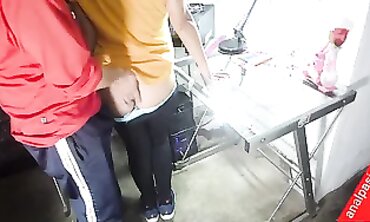 Hijastra Mira Vea Sexo Lésbico En Pornhub Y El Padrastro Llega
