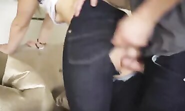 Mature MILF Teaches barely legal Guy How to Please an Old Woman