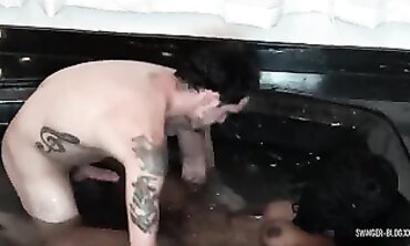 Hot Ebony Amateur Gets Plowed in the Jacuzzi