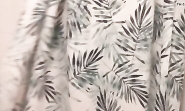 Black MILF Joy Pours Pee Over Her Assets