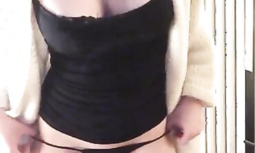 MILF Joy Smokes and Gets Off During Quarantine