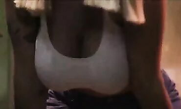 Gabbie Carter's Supah Ample Jugs