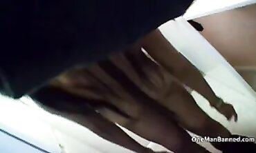 Busty Ebony Amanda White Gets Screwed in a Car