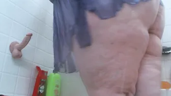 SSBBW Miss Luna Magic Teases in the Shower