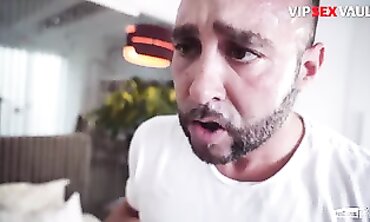 Julia De Lucia Gives Vulgar Romanian Anal Lessons