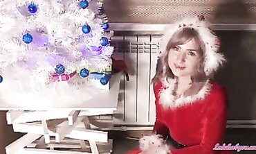 Elf Cosplay Babe Gets Rough Christmas Sex and Cumshot