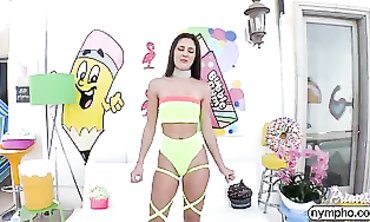 Petite Latina Catalina Ossa Gets Creampie