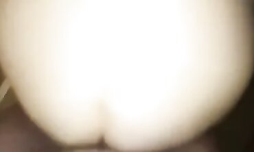 Scopo la Mia Vicina Milf Mentre il Marito è Fuori