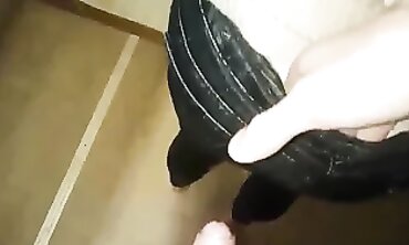 Scopo la Mia Vicina Milf Mentre il Marito è Fuori